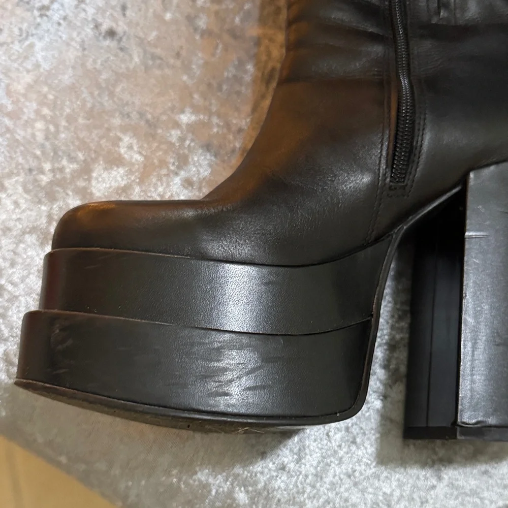 Steve Madden Black Platform Boots Size 7 - Picture 8 of 11
